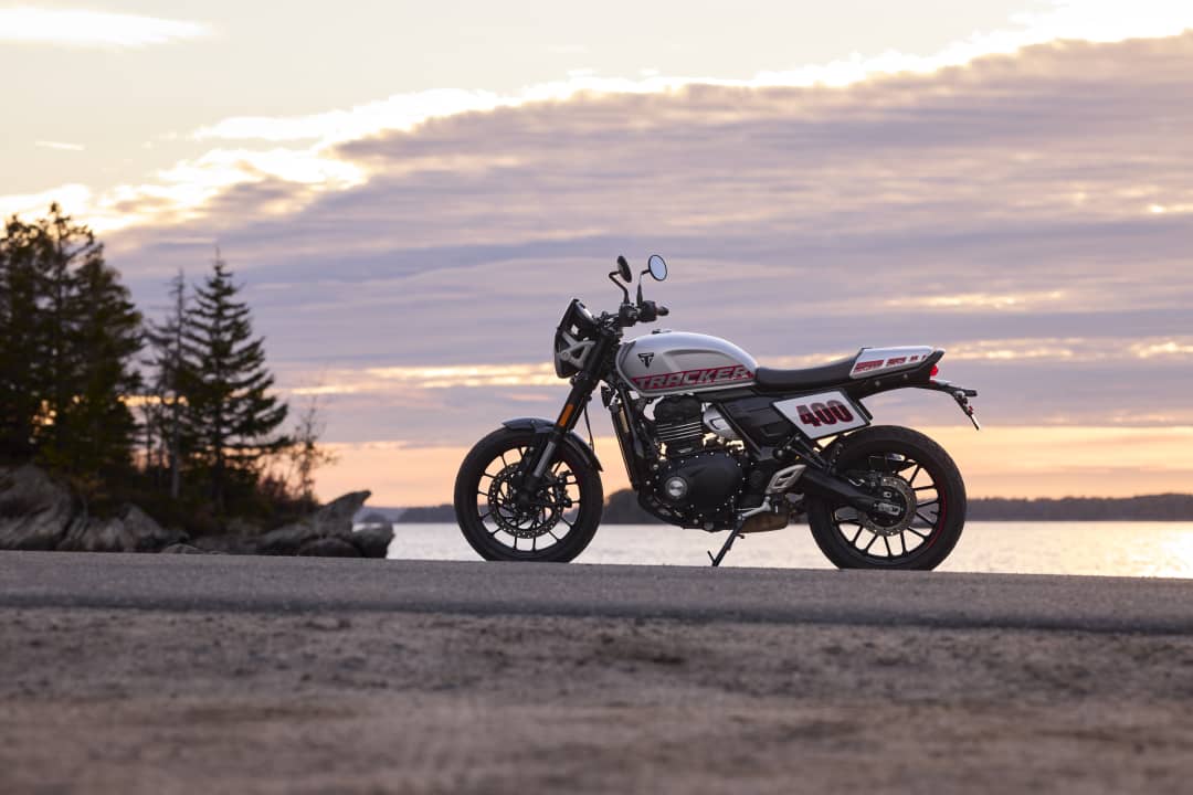 Triumph Tracker 400 - side view
